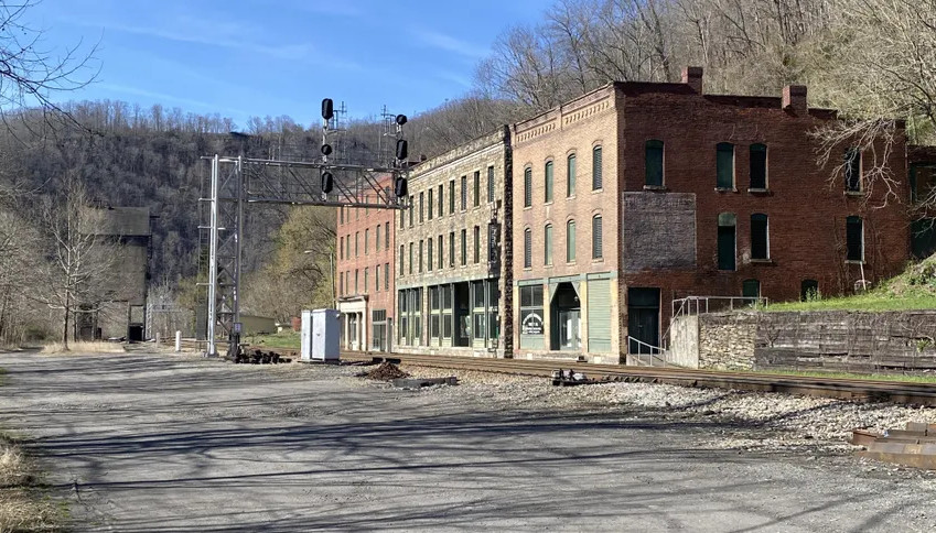 Thurmond Town Council Seeks Attorney to Challenge Park Service Demolition Plans